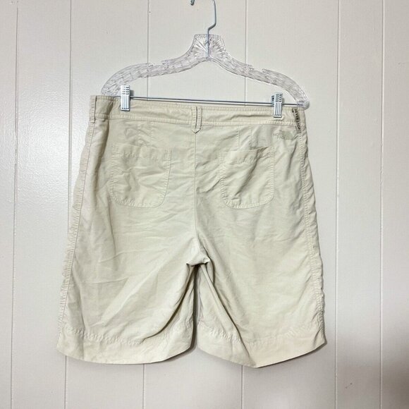The North Face Women's Khaki Never Stop Roll up Shorts Size 10 EUC - Picture 2 of 9
